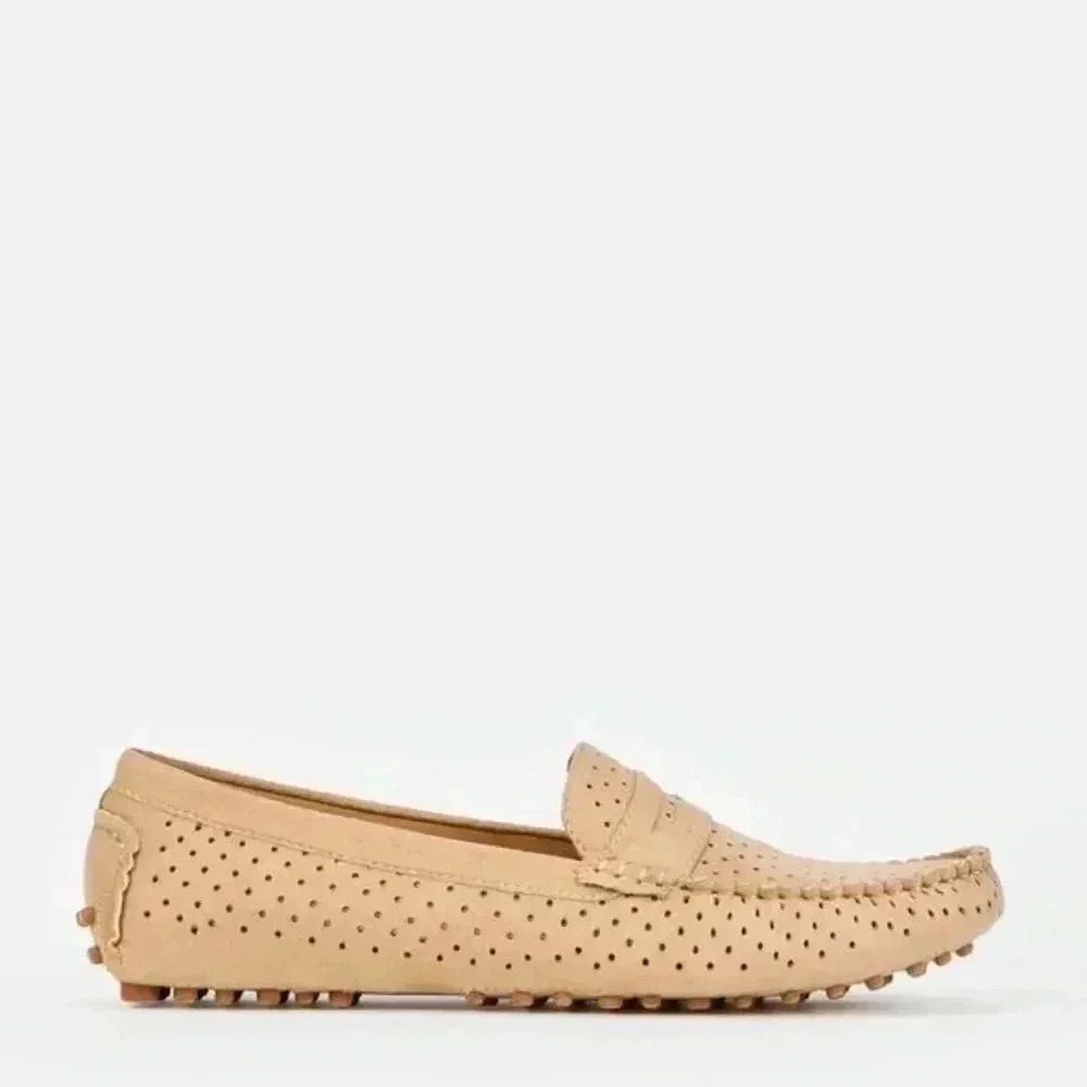 JustFab Xhulia Perforated loafer in Blue - Picture 2 of 7